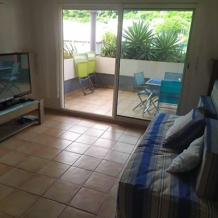 Charmant Appartement En Bord De Mer Avec Piscine Gourbeyre Eksteriør bilde