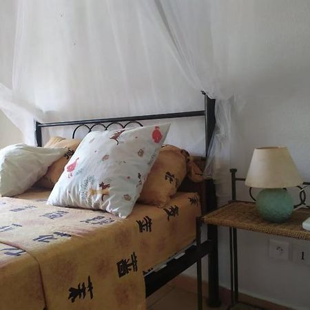 Charmant Appartement En Bord De Mer Avec Piscine Gourbeyre Eksteriør bilde